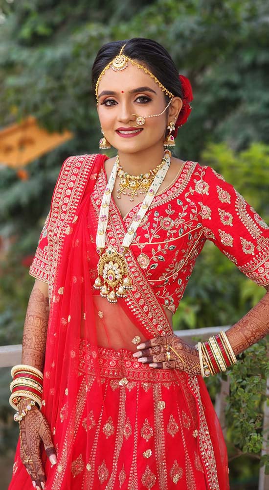 Best Beauty Parlour in Anand Gujarat