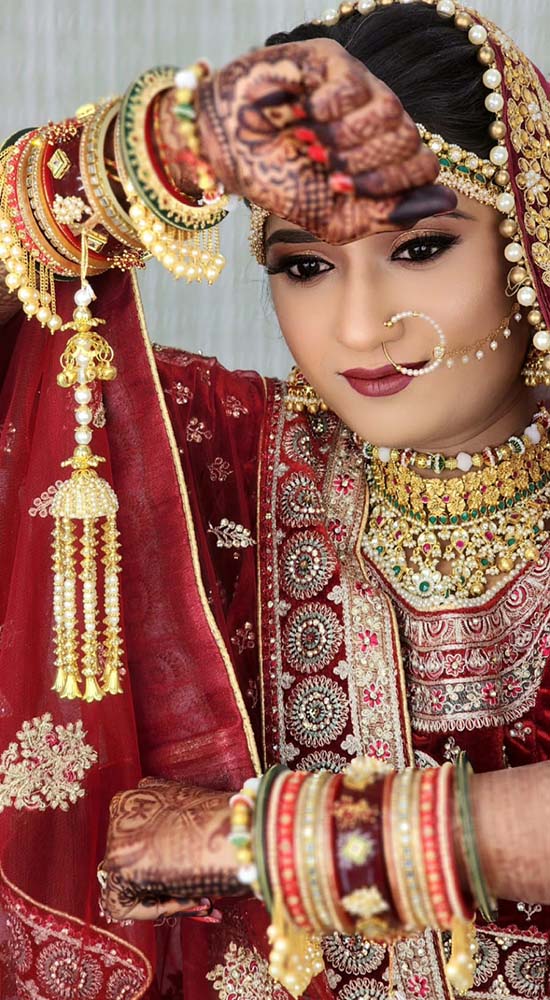 Best Beauty Parlour in Anand Gujarat